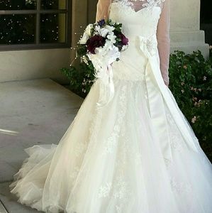Alfred Aangelo Wedding Dress