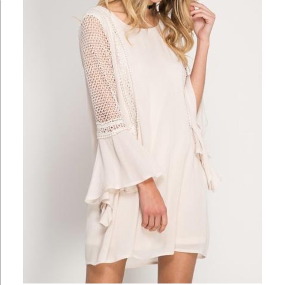 Beautiful bell sleeve dress