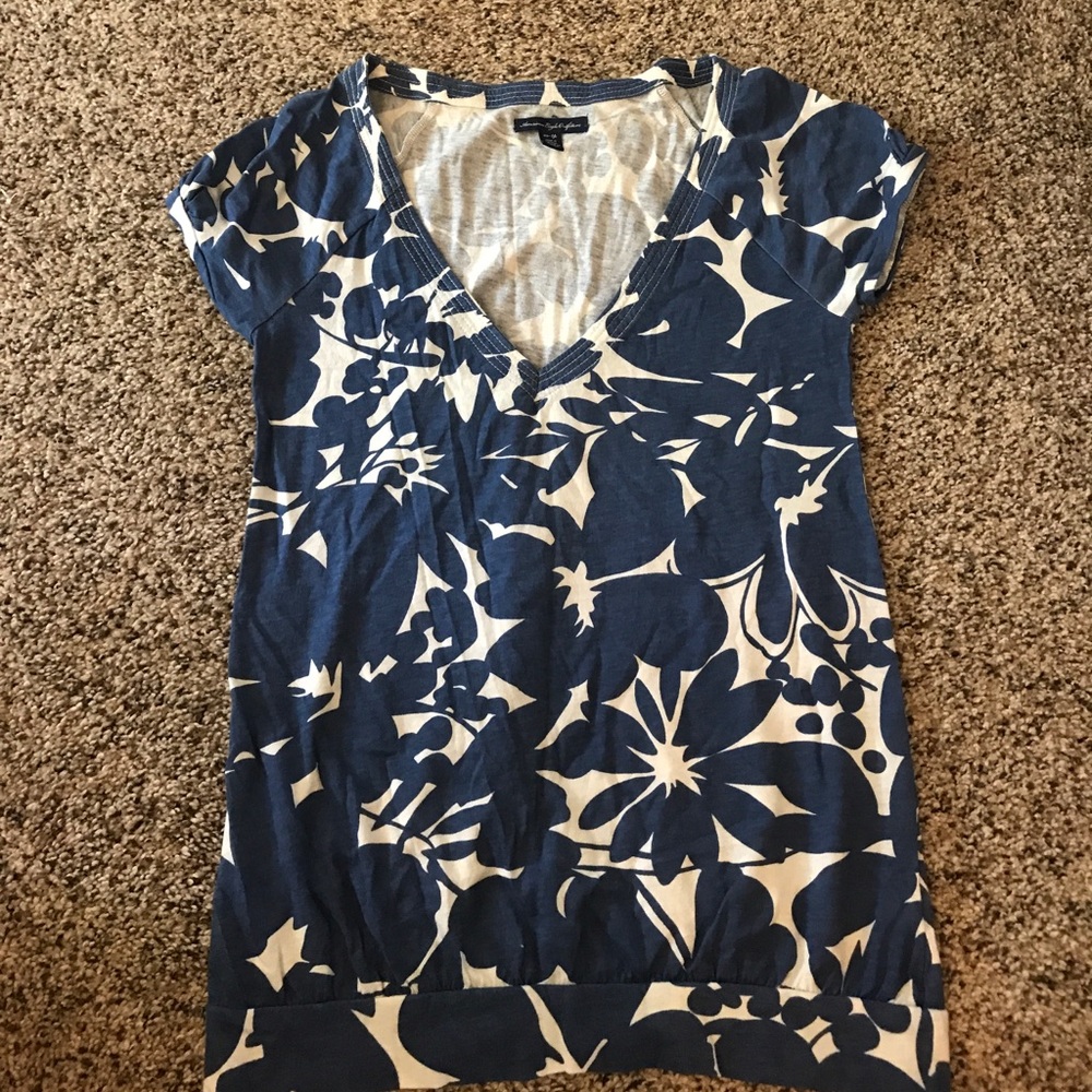 American Eagle shirt