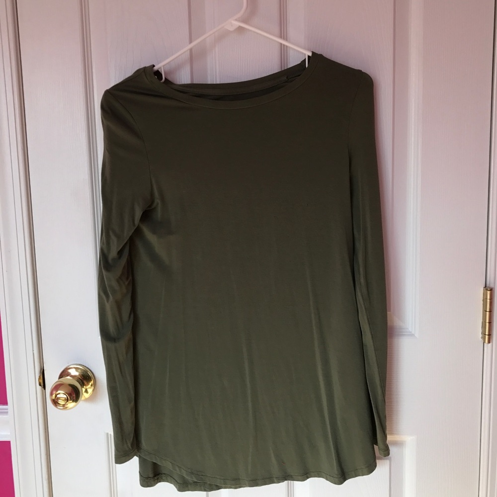 Aerie shirt