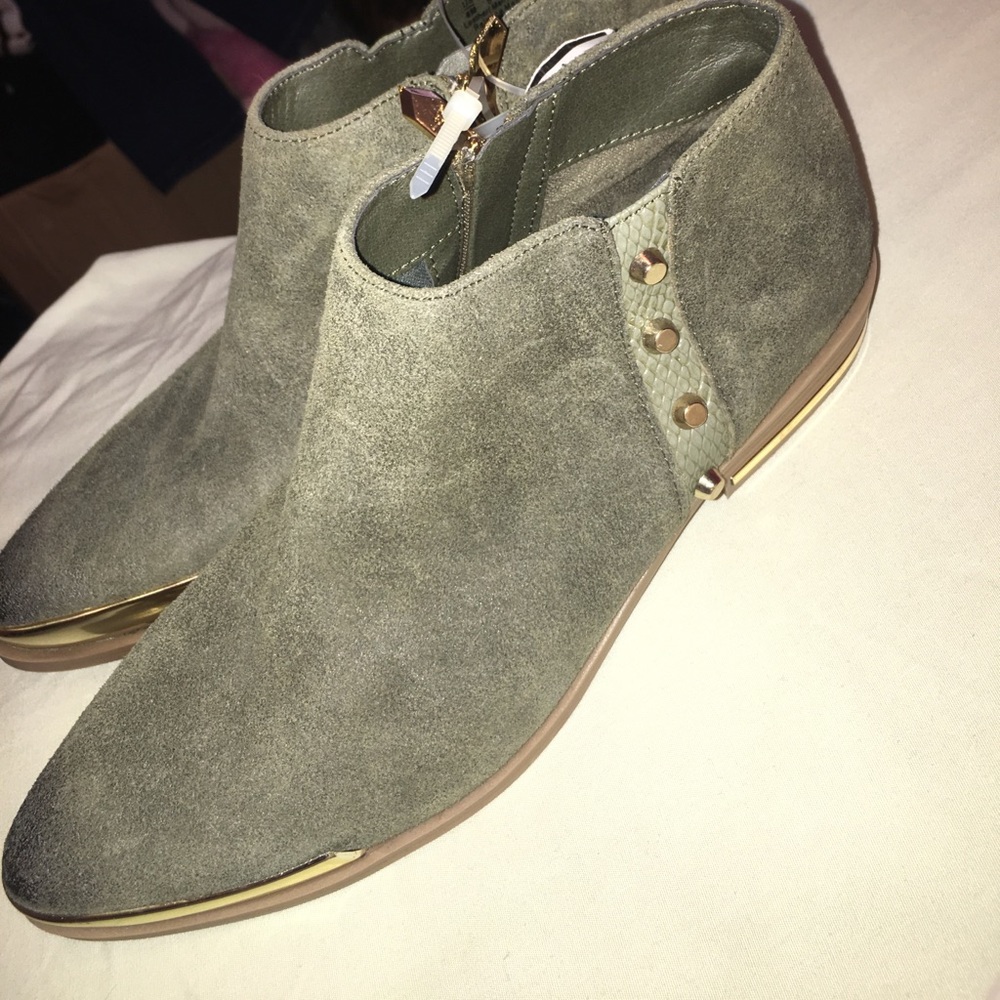Ankle booties! MAKE AN OFFER