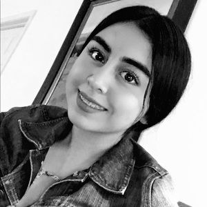 Meet your Posher, Alyssa