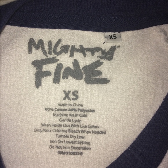 Spongebob Sweatshirt - Picture 2 of 3