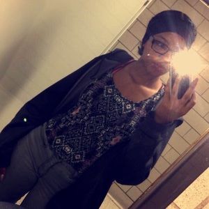 Meet your Posher, Amara