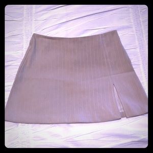 ᗰIᑎI ᔕKIᖇT ᗯITᕼ ᔕᒪIT 🎀