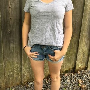 Grey t-shirt