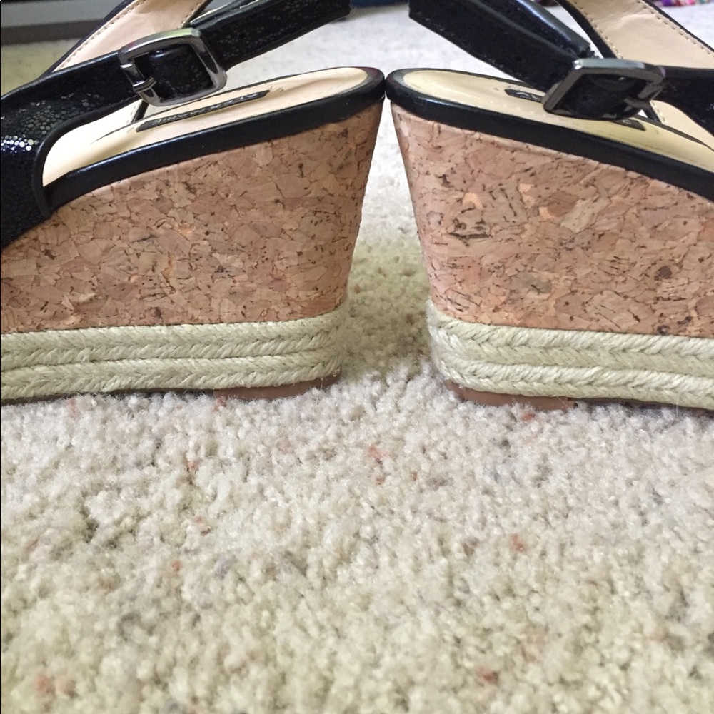 Alex Marie Summer Wedges - Picture 3 of 8