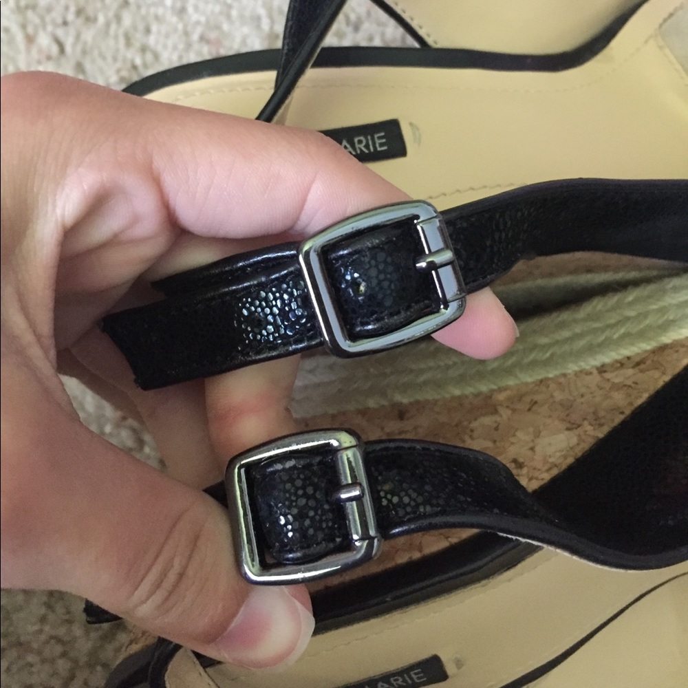 Alex Marie Summer Wedges - Picture 6 of 8