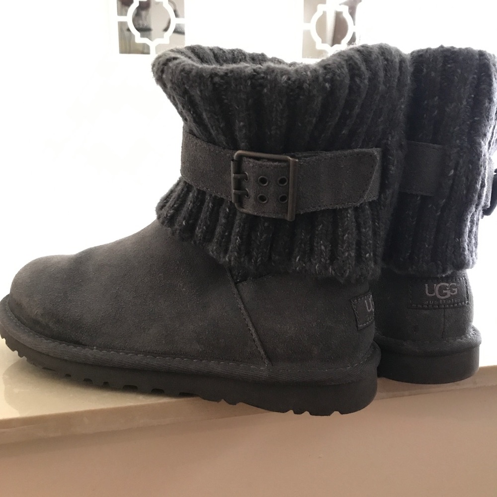 NEW Cambridge Ugg Boots