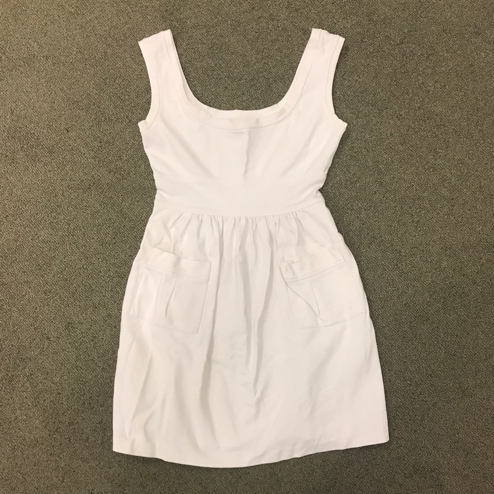 Diane von Furstenberg white dress w pockets