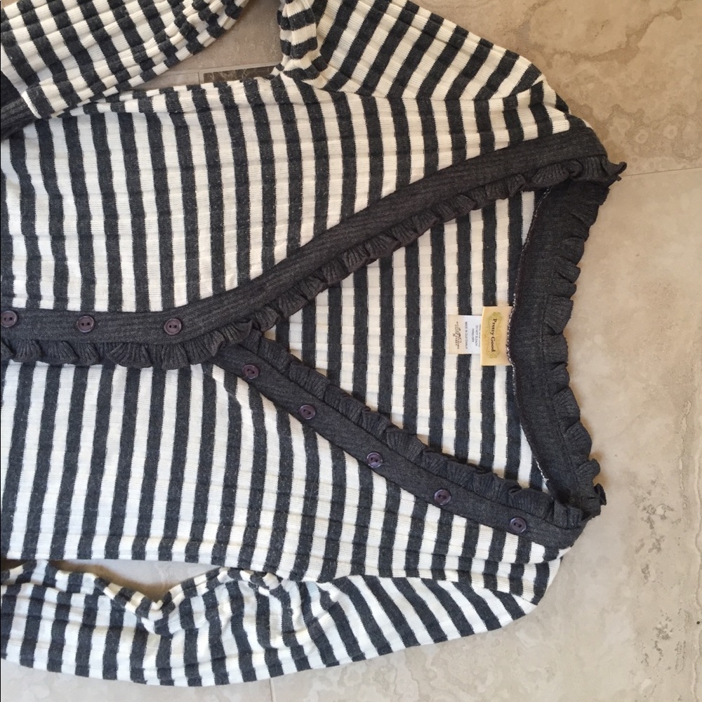 Shirt/sweater - Picture 2 of 3