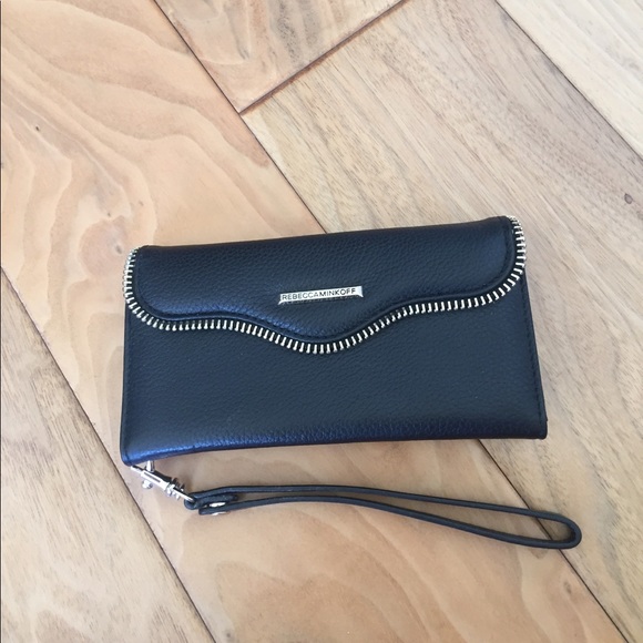 rebecca minkoff charging iphone wristlet - Picture 1 of 4