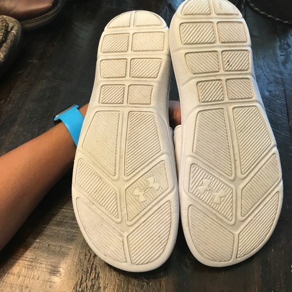 Under armour slides. - Picture 2 of 3