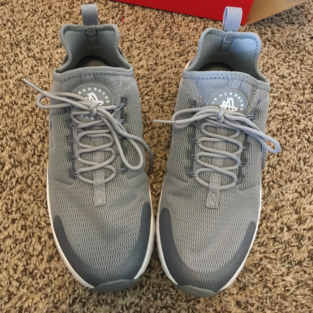 NIKE AIR HUARACHE ULTRA