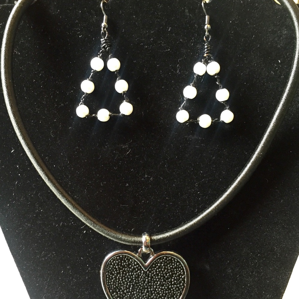 Kahrna's Kreations Jewelry Set