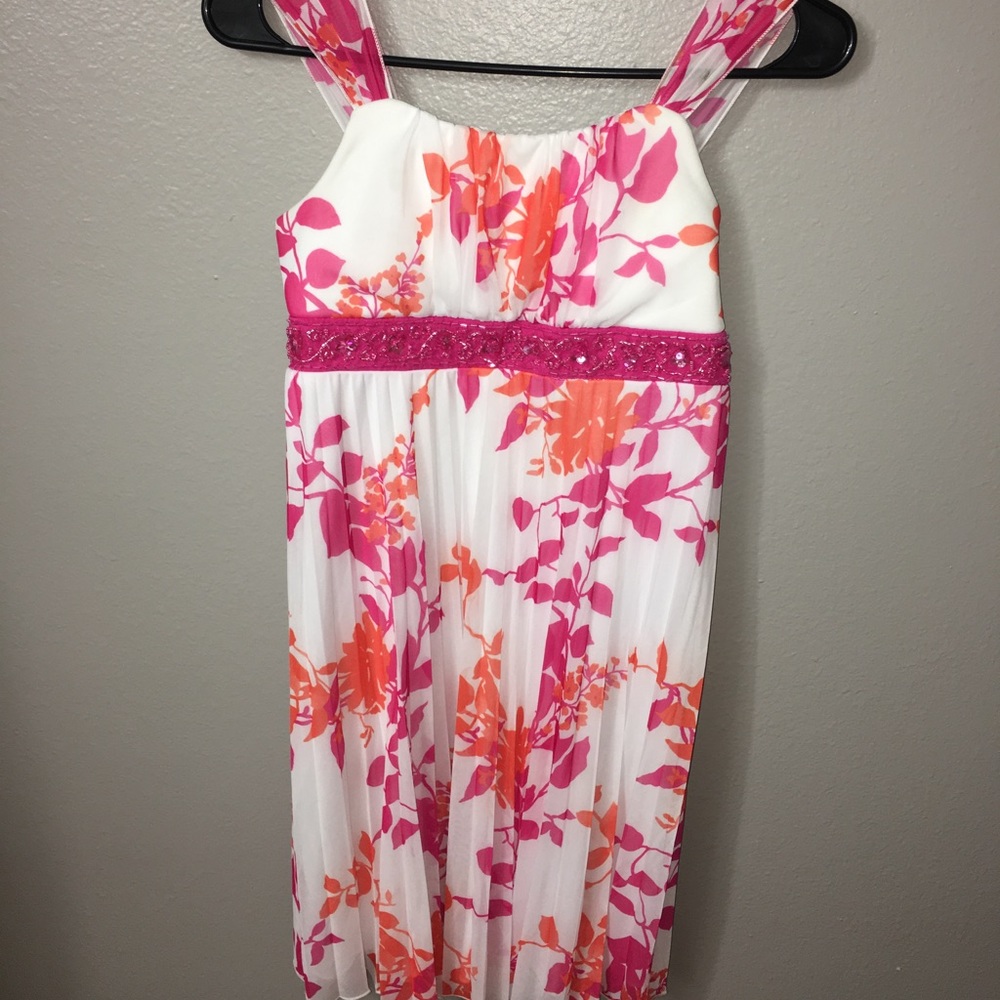 Junior floral dress