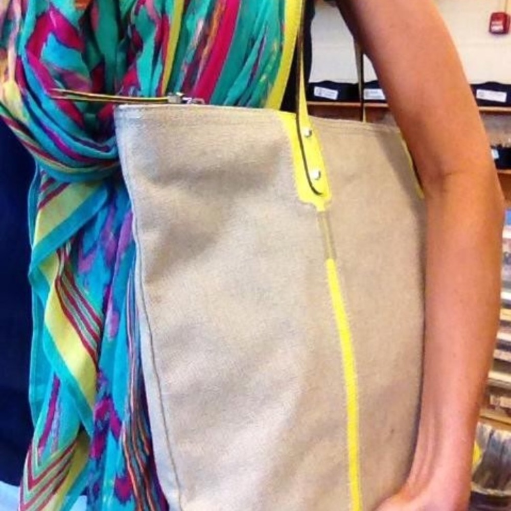 Stella and Dot Neon Classic Tote