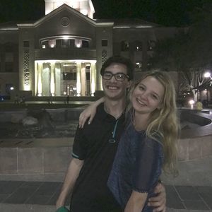 Meet your Posher, Ana