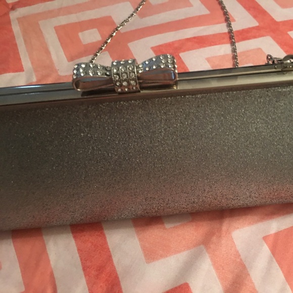 Purse - Picture 2 of 2