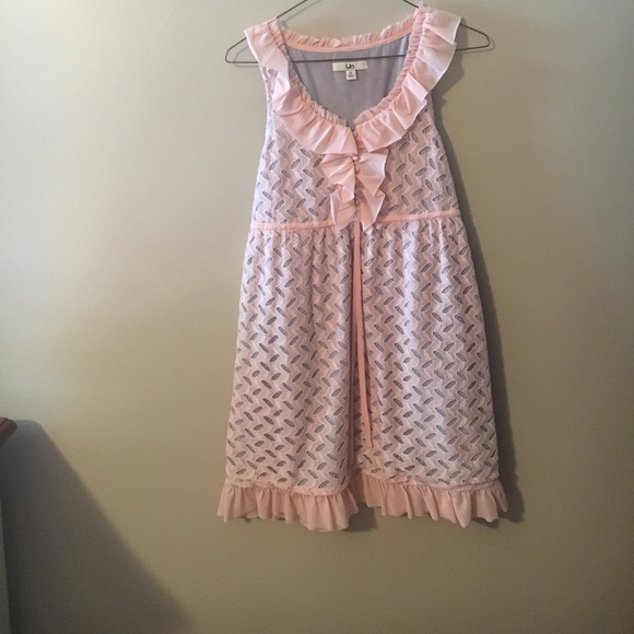 Dress - Picture 1 of 2