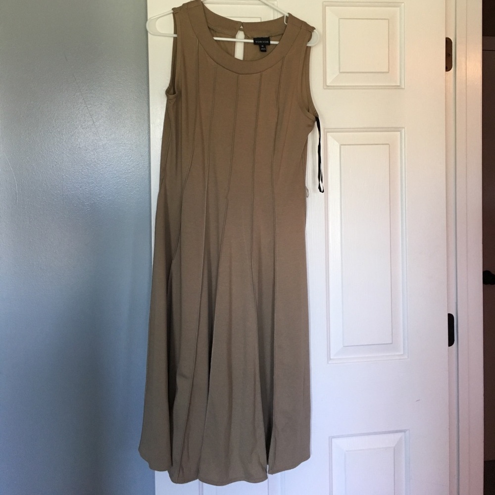 Voir Voir tan a-line dress