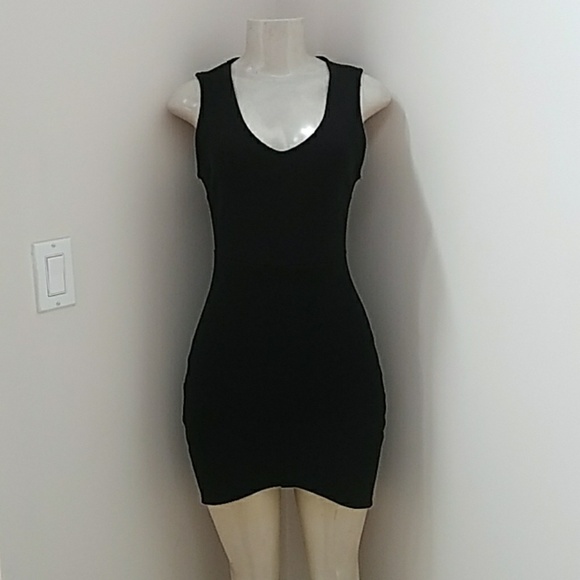 LF Dresses & Skirts - LF Mini Black Dress Size 8