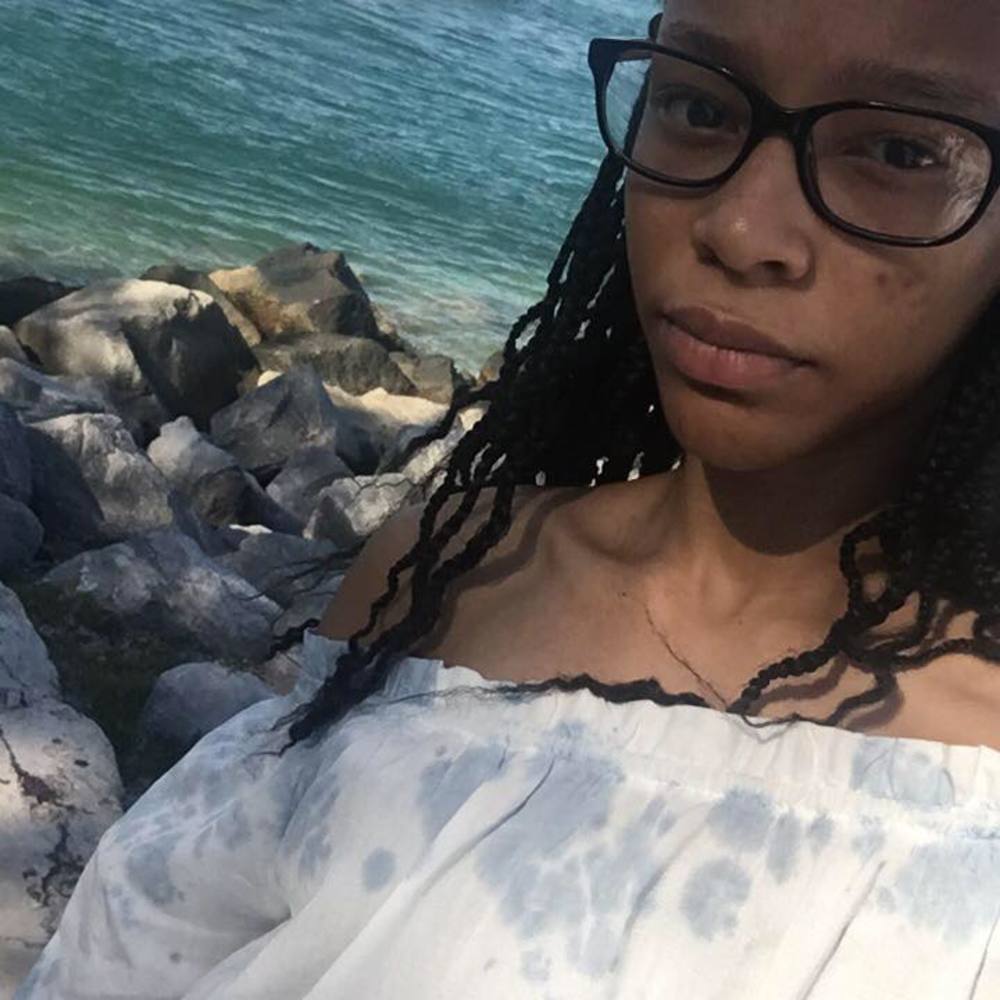 Meet your Posher, Nyla