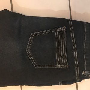 Chicos platinum denim capris