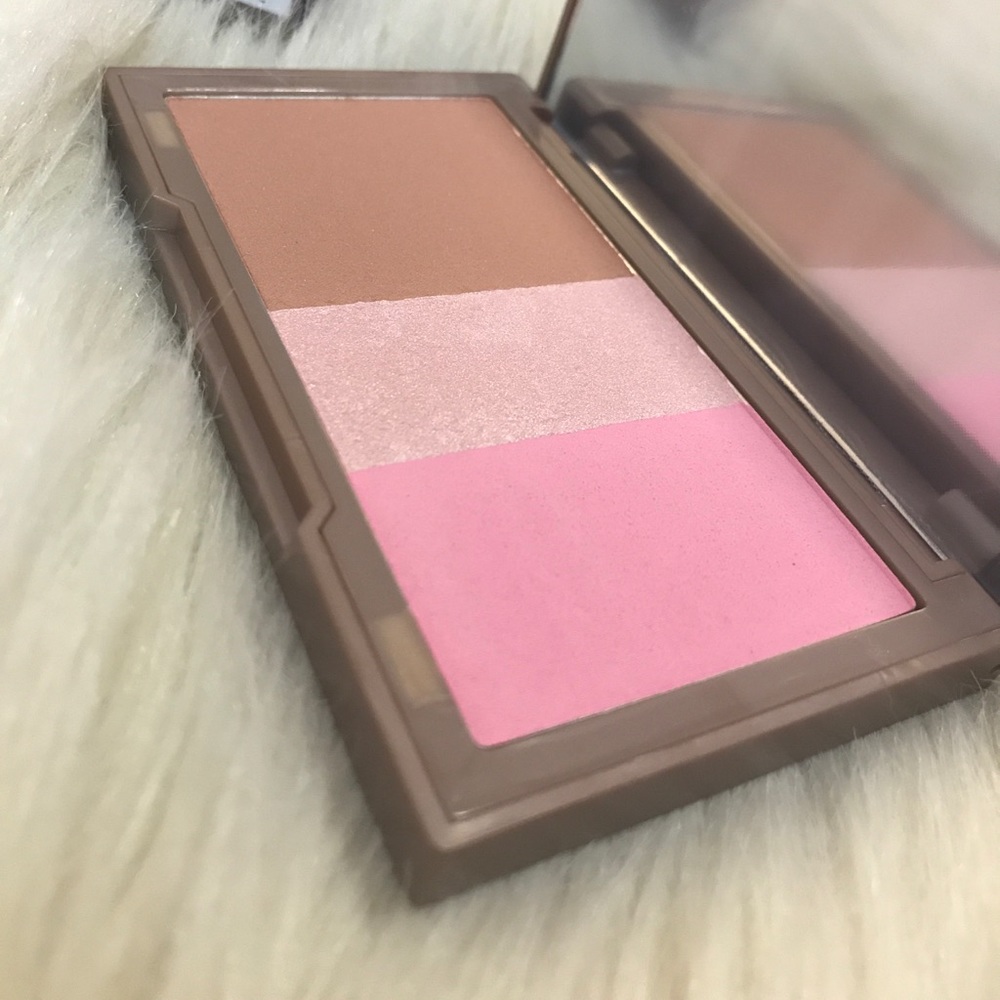 Urban Decay NAKED FLUSHED 'going native' 3 in 1 π - Picture 3 of 8