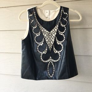 🔮NWT Mustard Seed Black&White Leather Look Top🔮