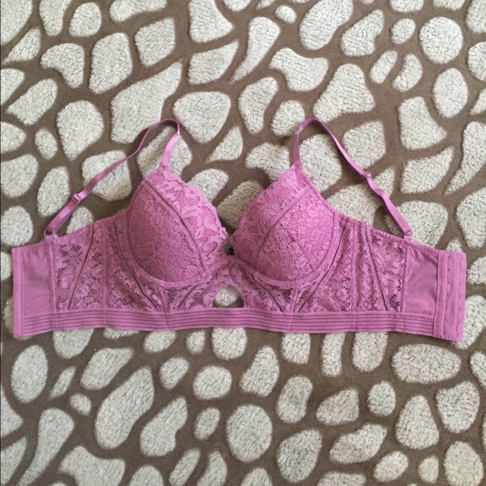 Pink Bra, Victoria's Secret 💕 / Sold on Ⓜ️ercari