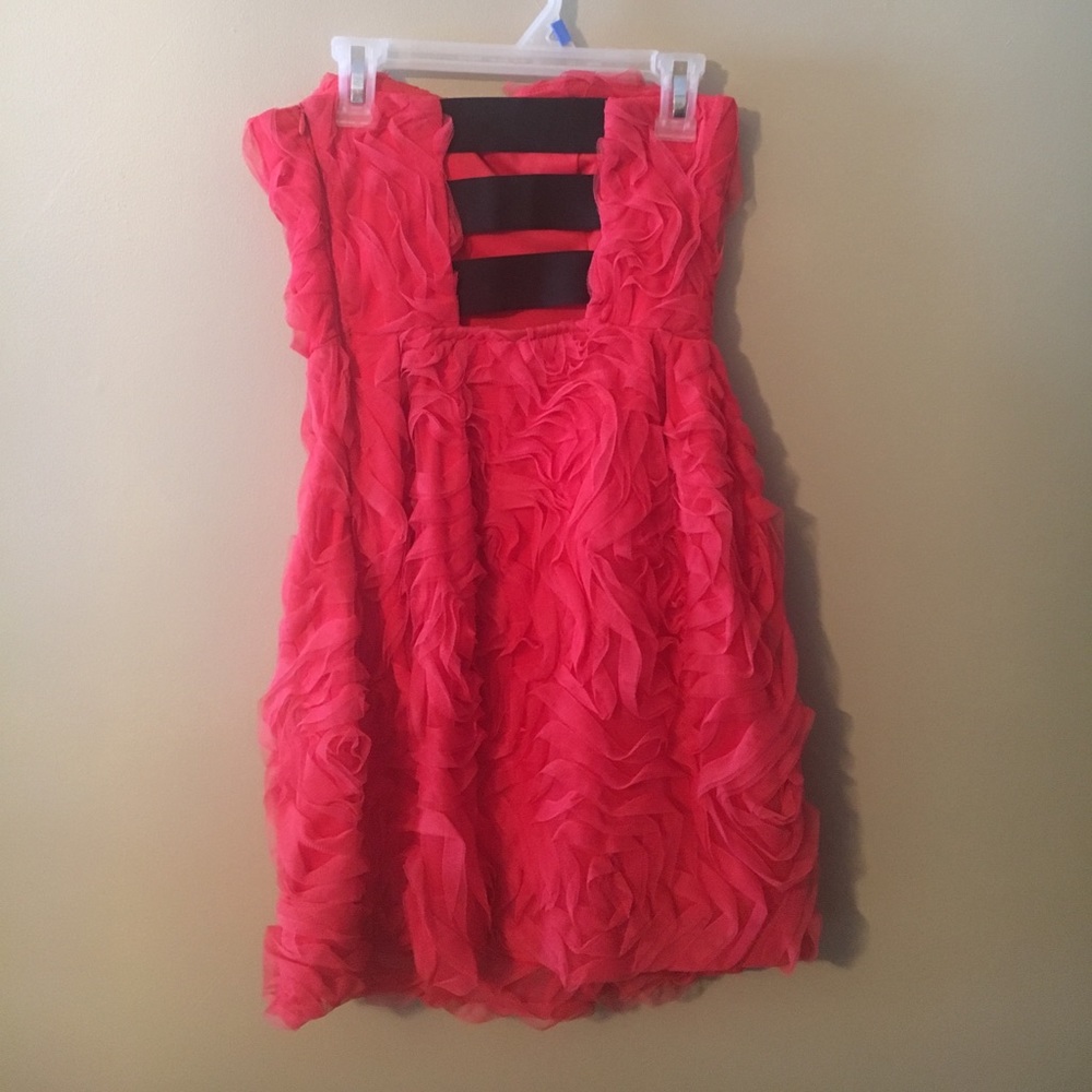 Dress - Picture 2 of 3