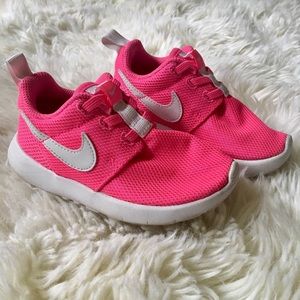 Toddler Nike Roche