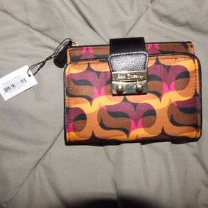 NWT Vera Bradley Push Lock Wallet
