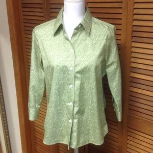 REDUCED!! Eddie Bauer 3/4 length sleeve  shirt.