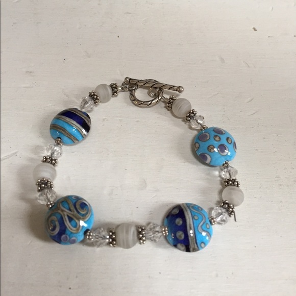 Beautiful Bracelet - Picture 2 of 2
