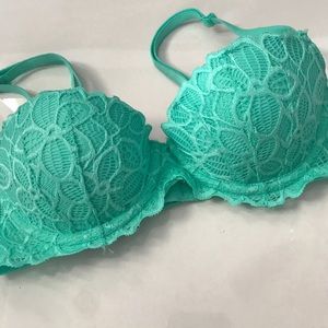 Victorias Secret Pink Pushup bra