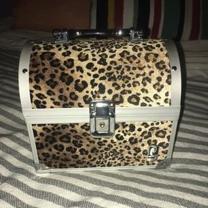 Makeup case
