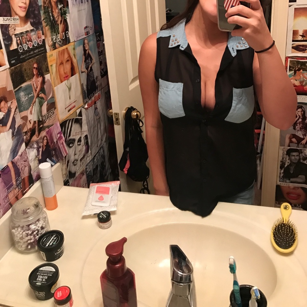 Pacsun Black button up shirt