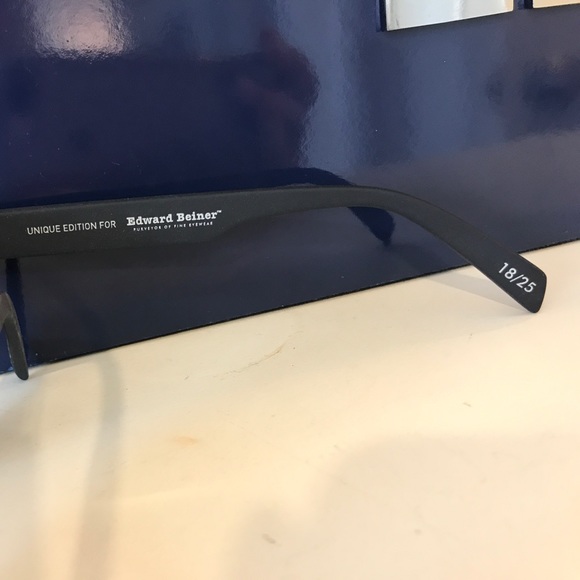 Italia independent blue mirror sunglasses - Picture 3 of 7