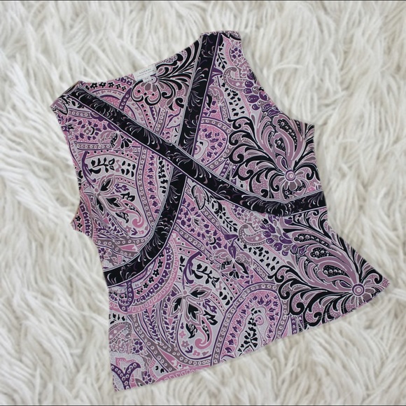 Tahari Tops - "Plus" Tahari Sleeveless Top