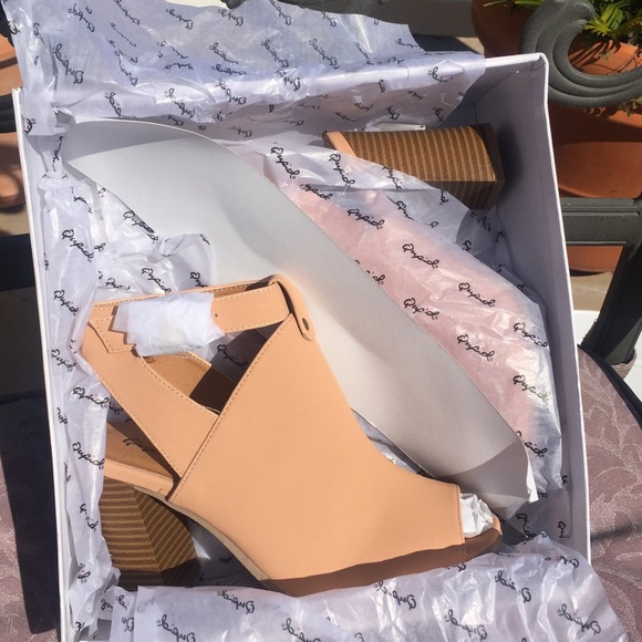 Devin Blush Booties - Picture 2 of 4