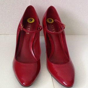RALPH LAUREN red patent leather shoes 👠
