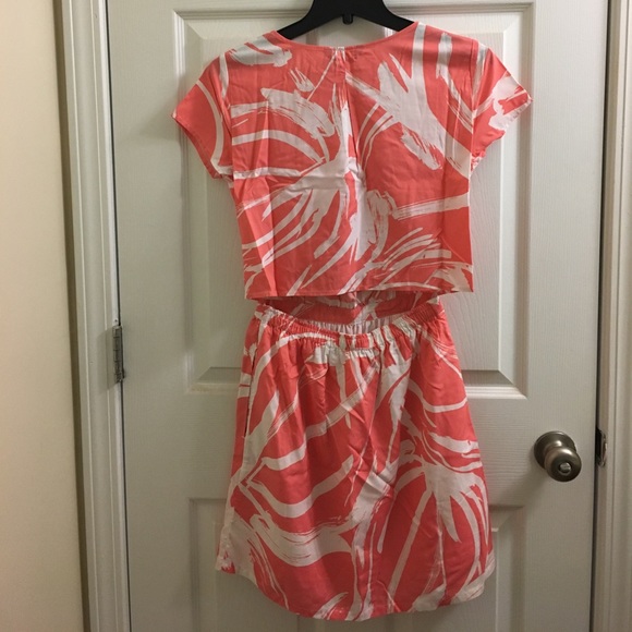 New Banana Republic Open Back Dress Petite XS - Picture 2 of 5