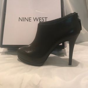 Brand New!!  Nine West platform Bootie