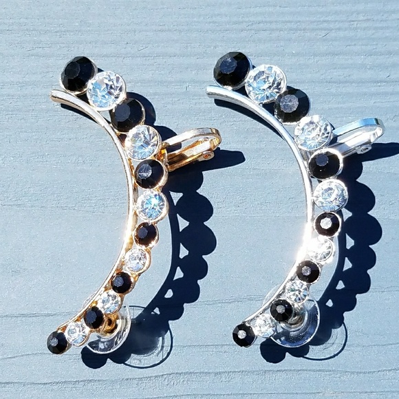 New ear cuff with piercing - Picture 2 of 4