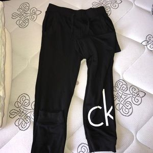 CK joggers
