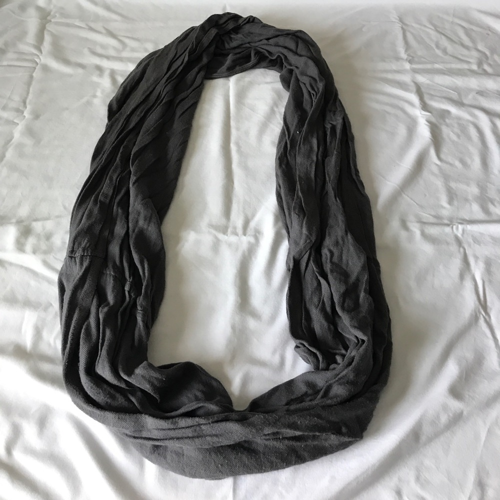 Infinity scarf