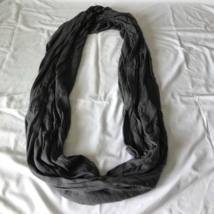Infinity scarf