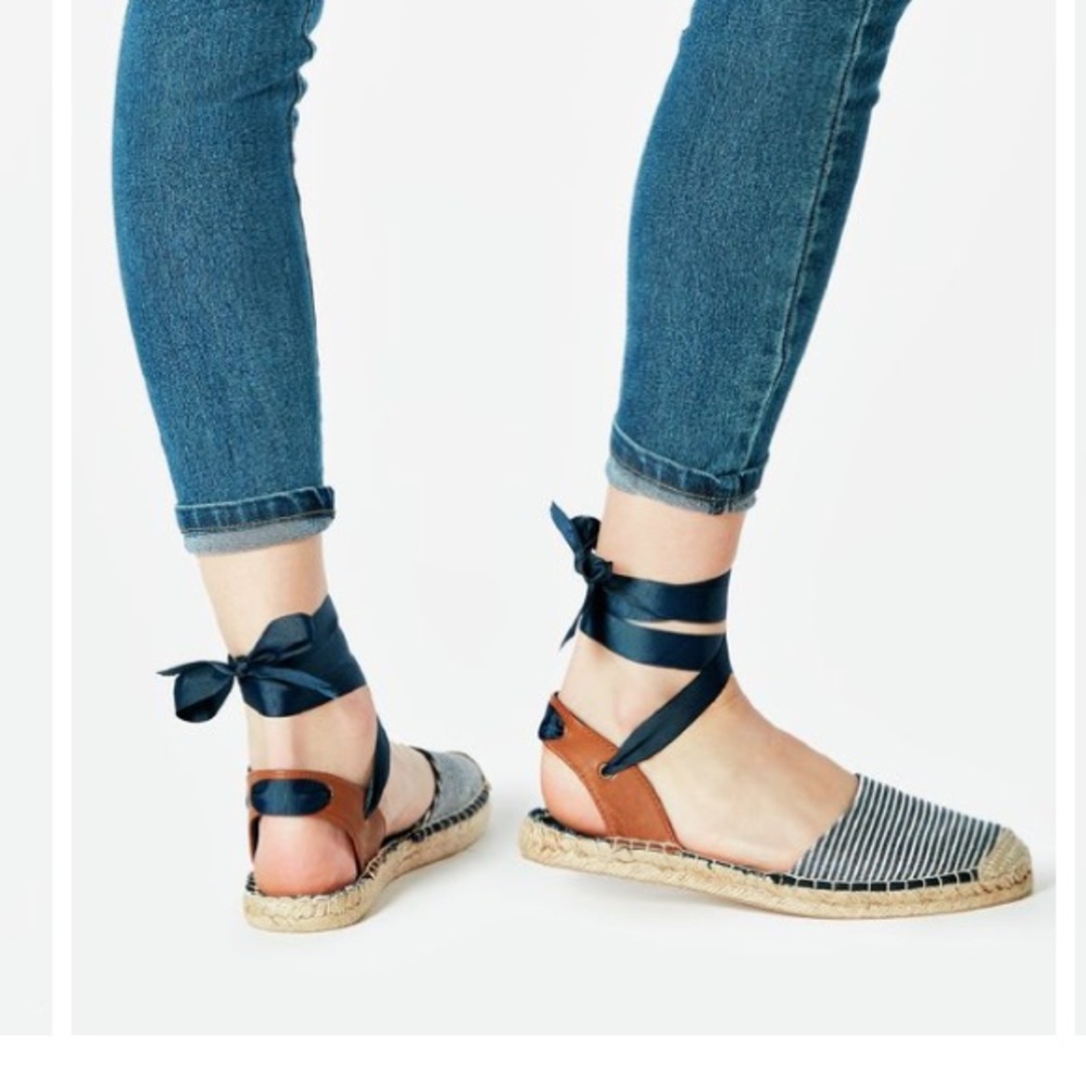 Ryder lace up espadrilles (blue stripe)